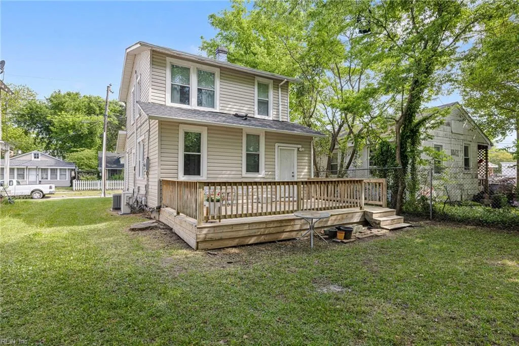 Norfolk, Virginia 23508, United States, 3 Bedrooms Bedrooms, ,2 BathroomsBathrooms,Residential,Pending,120502