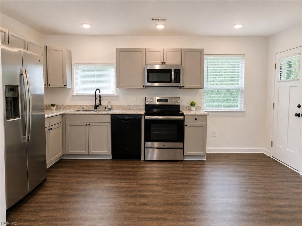 Photo of 239 Libby Street, Hampton, VA 23663 (MLS # 10645098)