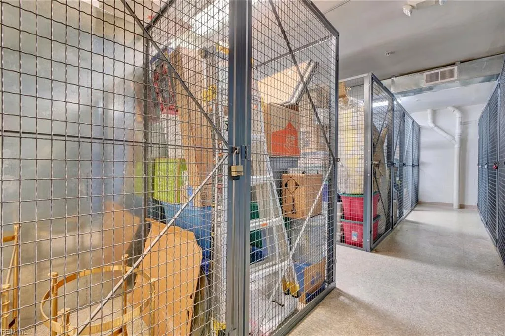 Norfolk, Virginia 23510, United States, 1 Bedroom Bedrooms, ,2 BathroomsBathrooms,Residential,Pending,12030