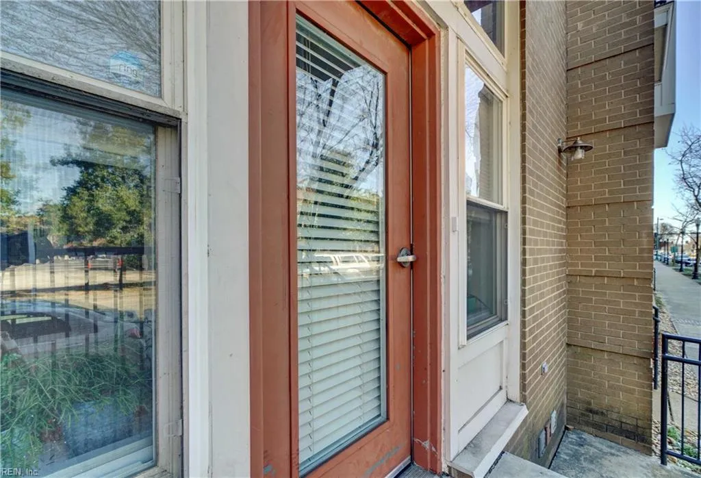 Norfolk, Virginia 23510, United States, 1 Bedroom Bedrooms, ,2 BathroomsBathrooms,Residential,Pending,12030