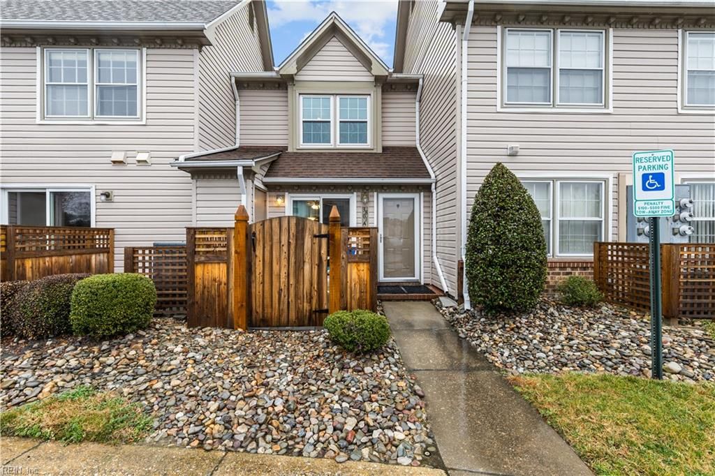 Photo of 3801 PamunKey River Reach #A, Portsmouth, VA 23703 (MLS # 10621159)