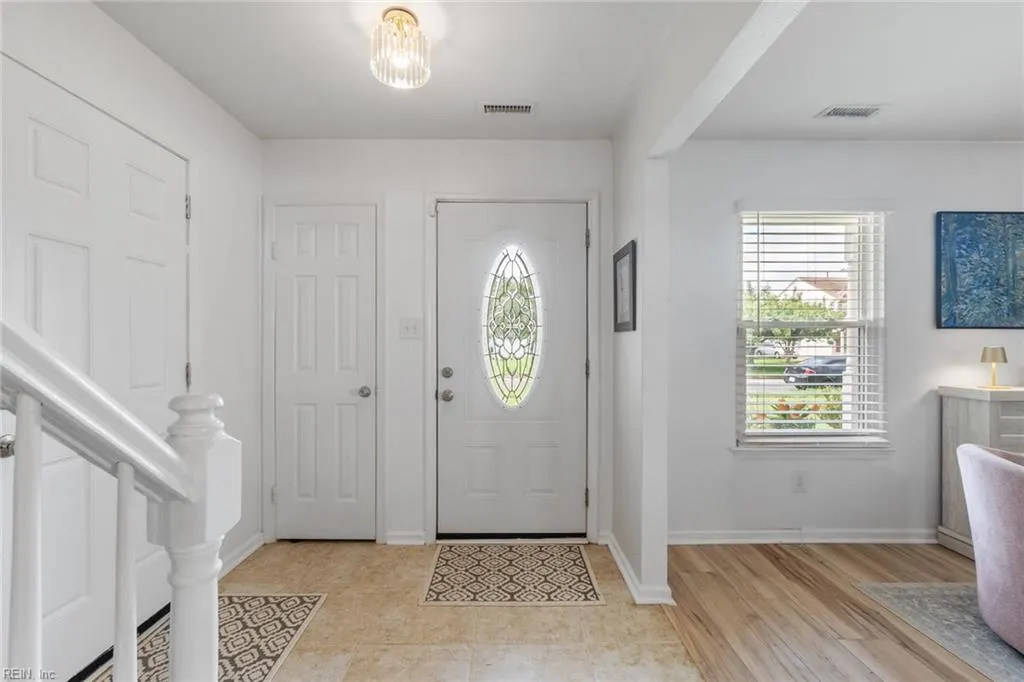 Virginia Beach, Virginia 23454, United States, 4 Bedrooms Bedrooms, ,3 BathroomsBathrooms,Residential,Active,195224