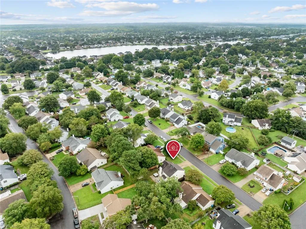 Virginia Beach, Virginia 23454, United States, 4 Bedrooms Bedrooms, ,3 BathroomsBathrooms,Residential,Active,195224