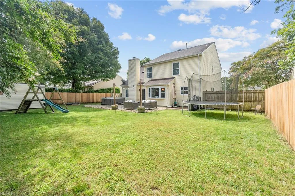 Virginia Beach, Virginia 23454, United States, 4 Bedrooms Bedrooms, ,3 BathroomsBathrooms,Residential,Active,195224