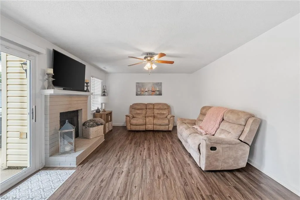 Virginia Beach, Virginia 23454, United States, 4 Bedrooms Bedrooms, ,3 BathroomsBathrooms,Residential,Active,195224