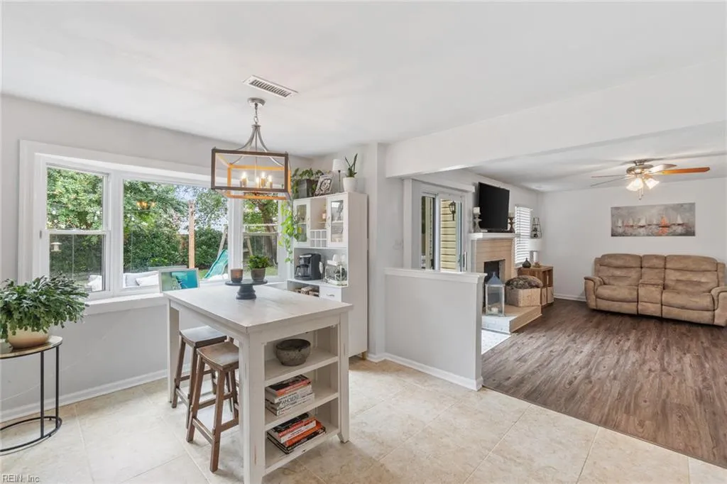 Virginia Beach, Virginia 23454, United States, 4 Bedrooms Bedrooms, ,3 BathroomsBathrooms,Residential,Active,195224