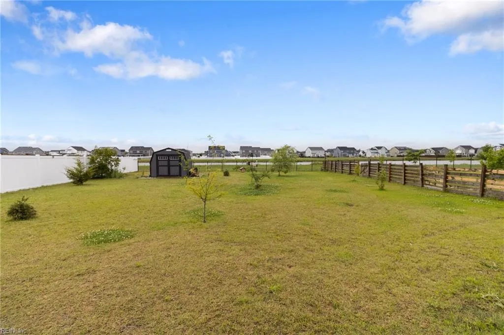 Moyock, North Carolina 27958, United States, 5 Bedrooms Bedrooms, ,4 BathroomsBathrooms,Residential,Active,250836