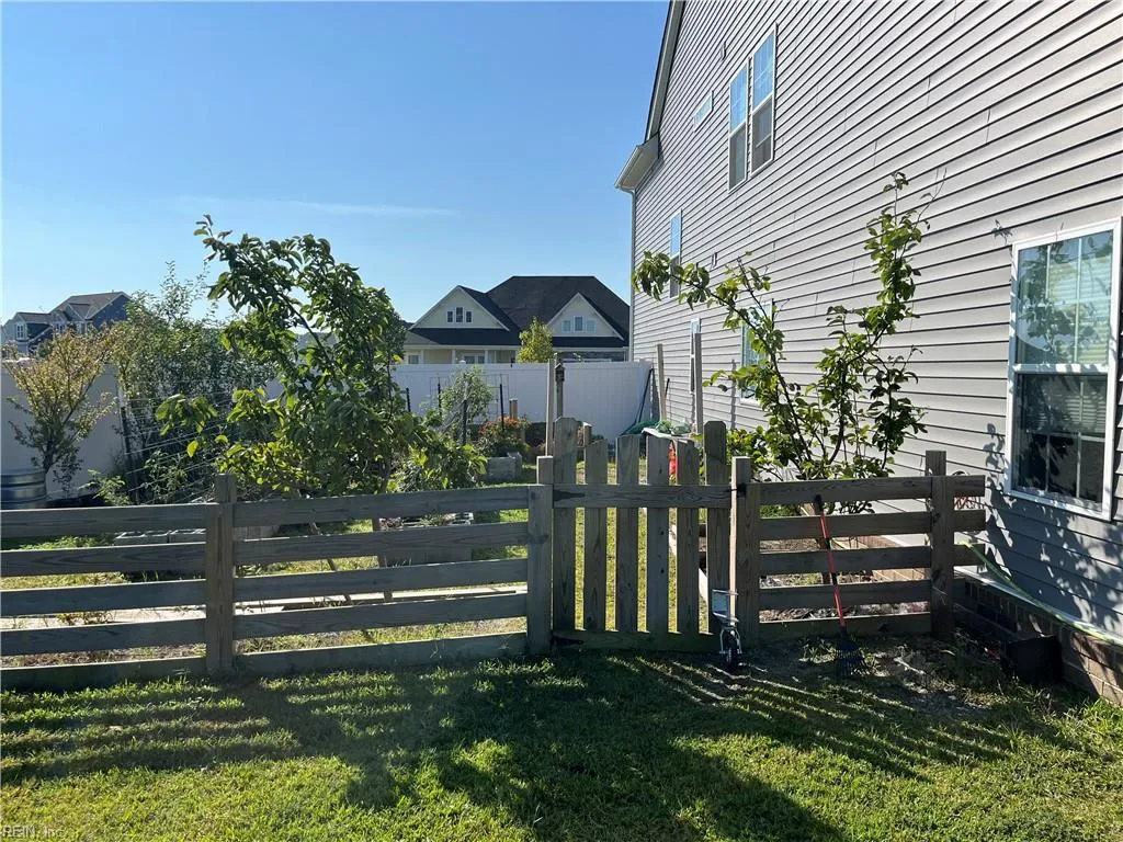 Moyock, North Carolina 27958, United States, 5 Bedrooms Bedrooms, ,4 BathroomsBathrooms,Residential,Active,250836