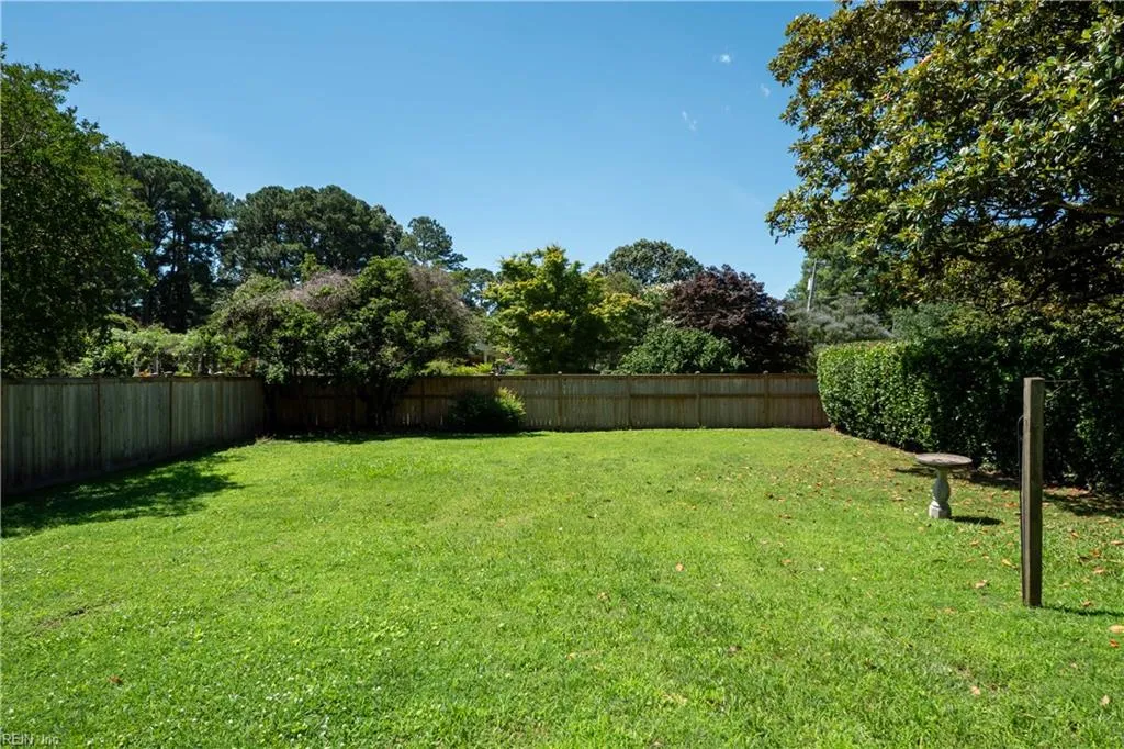 Virginia Beach, Virginia 23451, United States, 3 Bedrooms Bedrooms, ,2 BathroomsBathrooms,Residential,Pending,156031