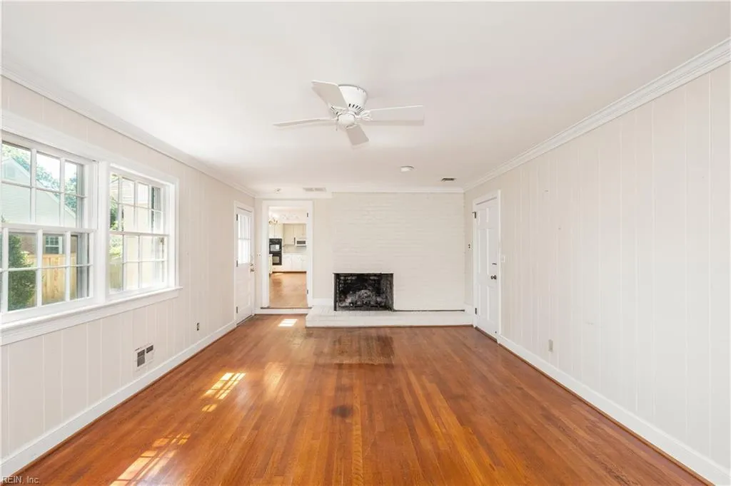 Virginia Beach, Virginia 23451, United States, 3 Bedrooms Bedrooms, ,2 BathroomsBathrooms,Residential,Pending,156031