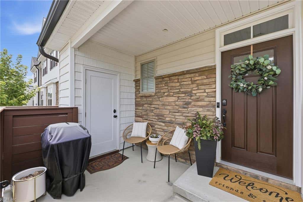 Photo of 1312 Kathy Ann Way E, Carrollton, VA 23314 (MLS # 10650716)