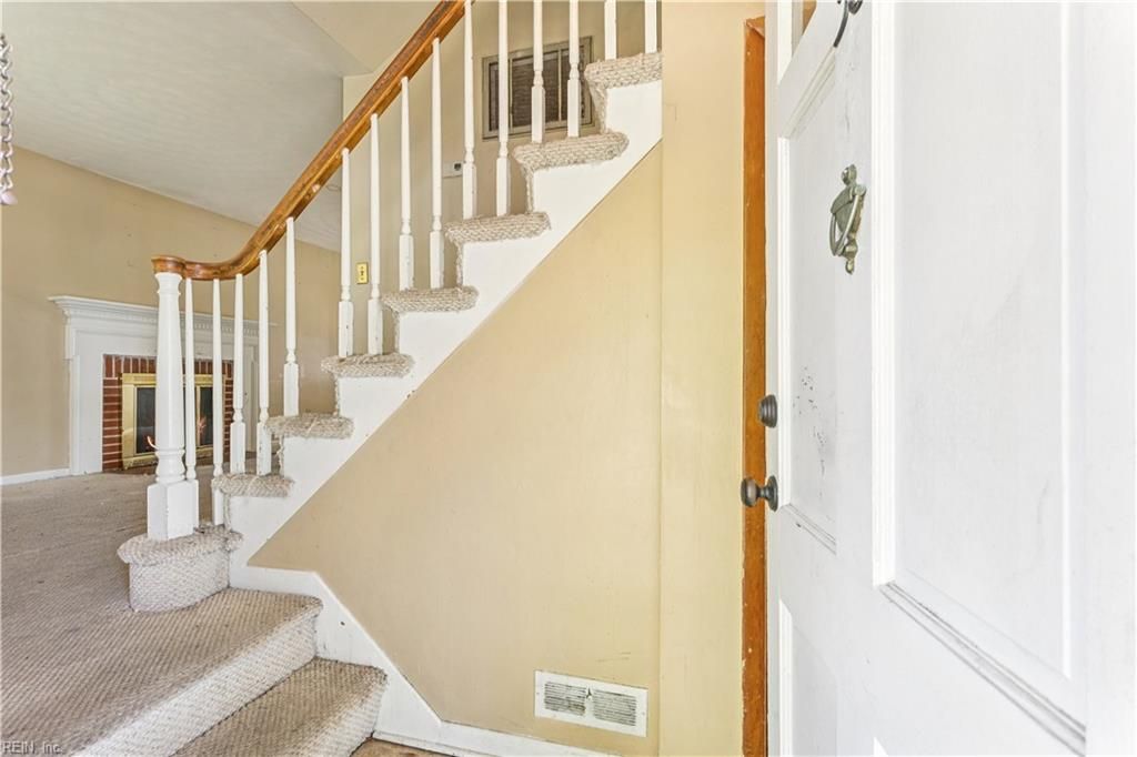 Photo of 38 Southwind Drive, Hampton, VA 23669 (MLS # 10604757)
