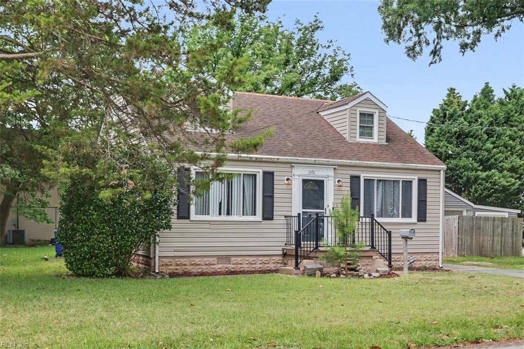 Photo of 1531 Aspin Street, Norfolk, VA 23502 (MLS # 10640424)