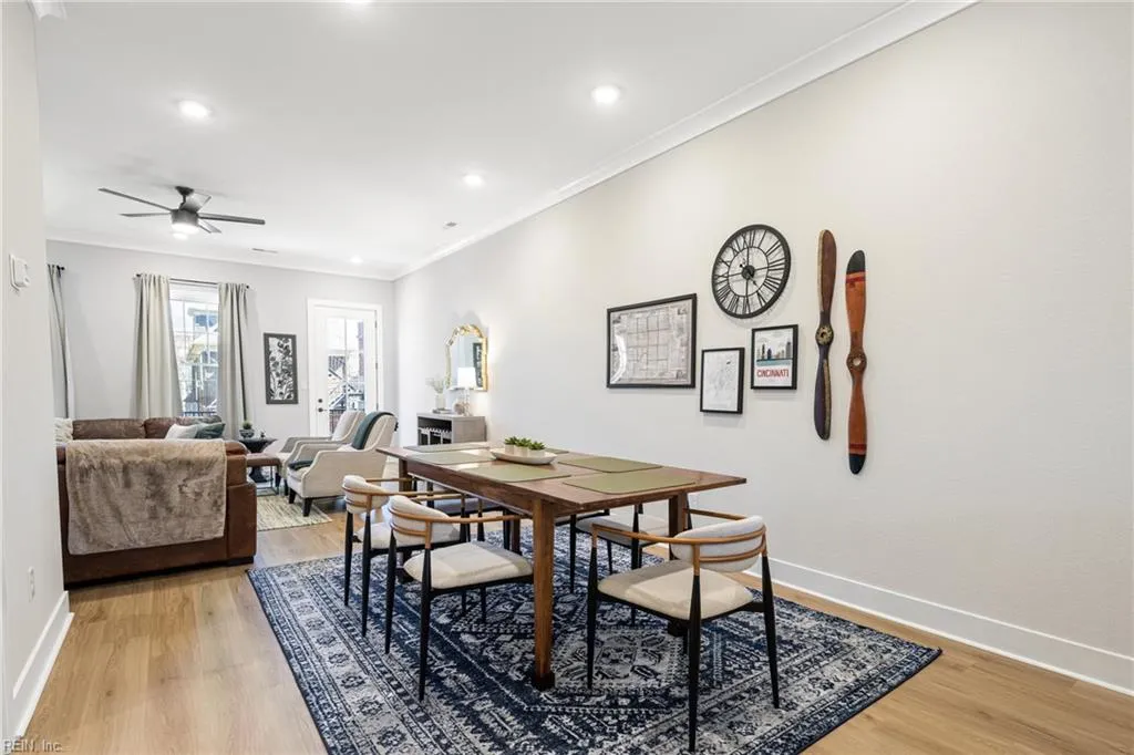 Norfolk, Virginia 23507, United States, 3 Bedrooms Bedrooms, ,4 BathroomsBathrooms,Residential,Active,93378