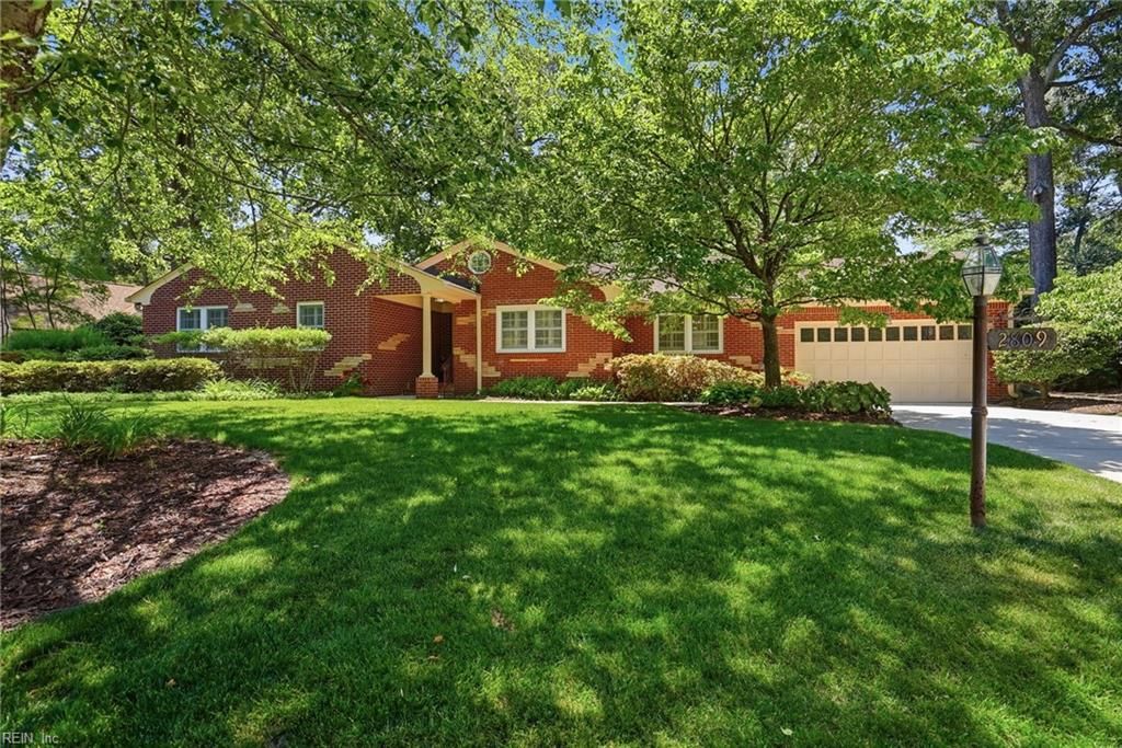 Photo of 2809 N Kings Road, Virginia Beach, VA 23452 (MLS # 10636477)