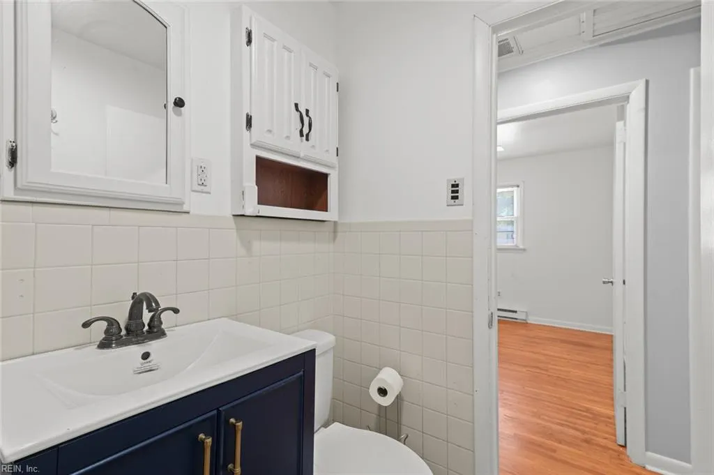 Newport News, Virginia 23602, United States, 3 Bedrooms Bedrooms, ,2 BathroomsBathrooms,Residential,Active,119423