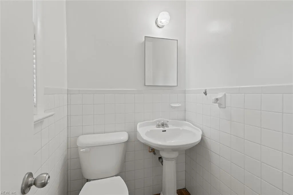 Newport News, Virginia 23602, United States, 3 Bedrooms Bedrooms, ,2 BathroomsBathrooms,Residential,Active,119423