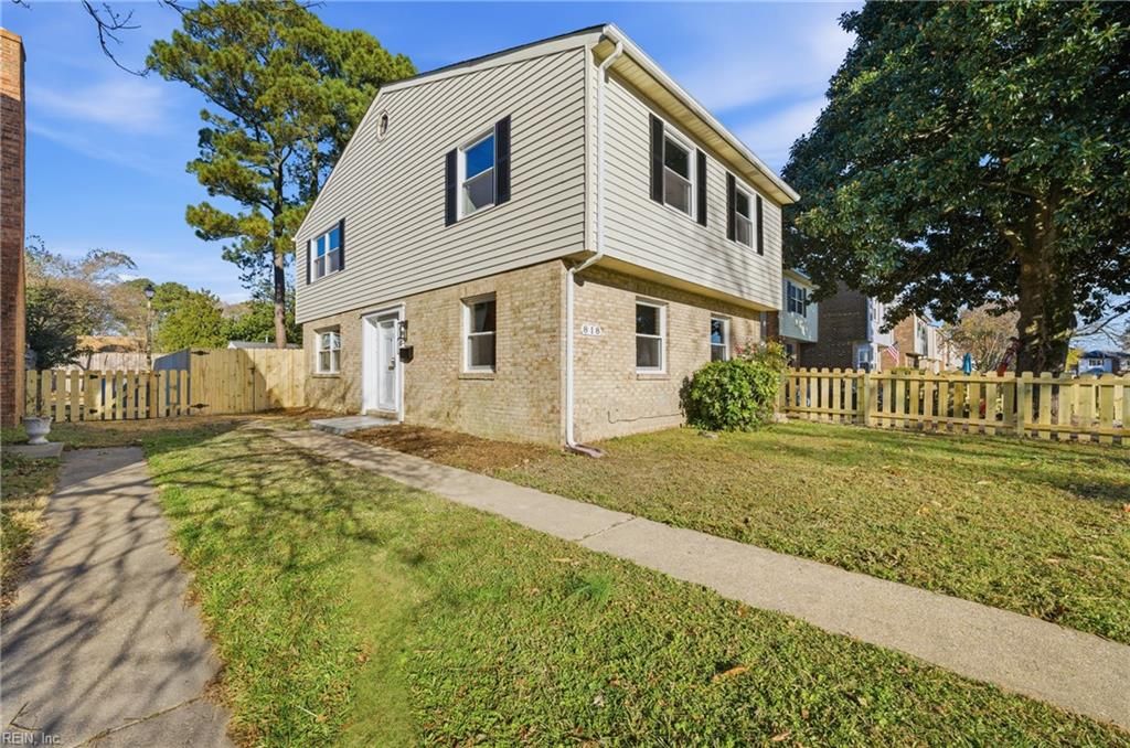 Photo of 818 Biltmore Drive, Virginia Beach, VA 23454 (MLS # 10613296)