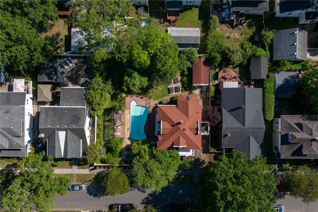 Photo of 1509 Ashland Avenue, Norfolk, VA 23509 (MLS # 10635009)