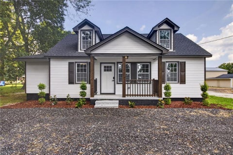 Photo of 1441 Whittamore Road, Chesapeake, VA 23322 (MLS # 10650780)