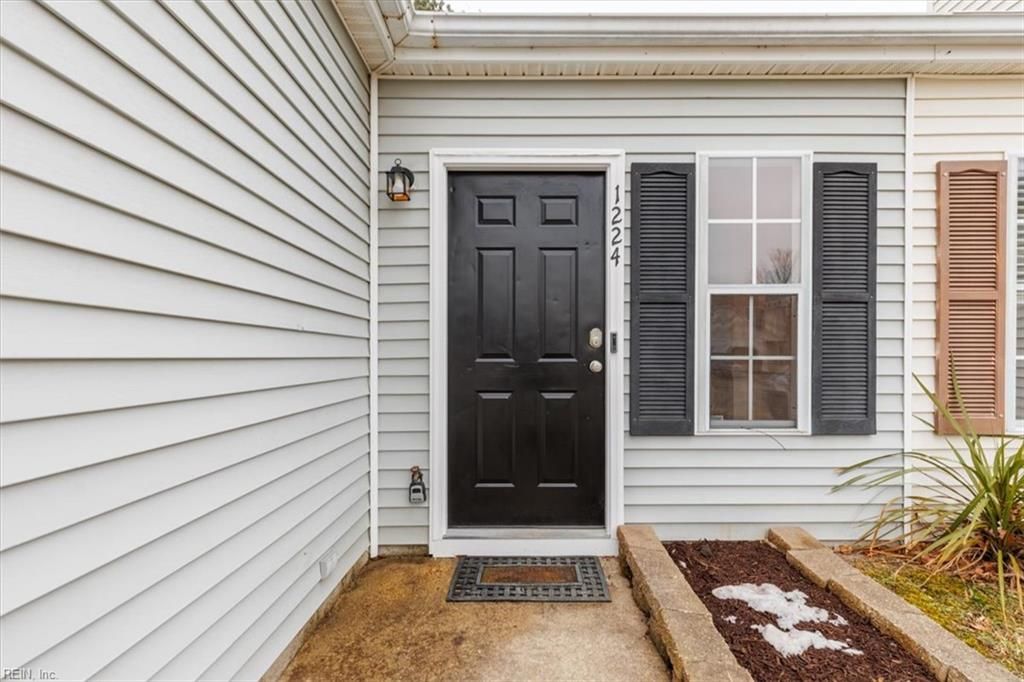 Photo of 1224 Damyien Arch, Chesapeake, VA 23320 (MLS # 10618090)