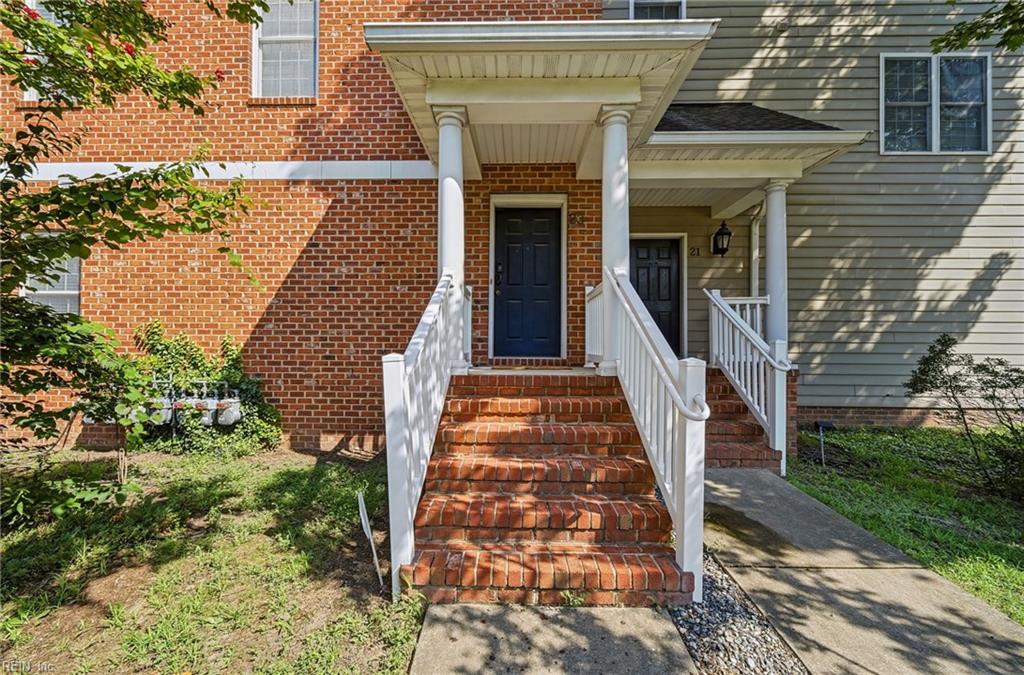 Photo of 23 Miles Cary Mews, Hampton, VA 23669 (MLS # 10650316)