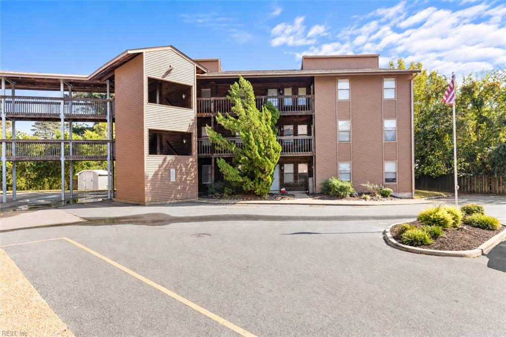 Photo of 8530 Tidewater Drive #314, Norfolk, VA 23503 (MLS # 10658409)