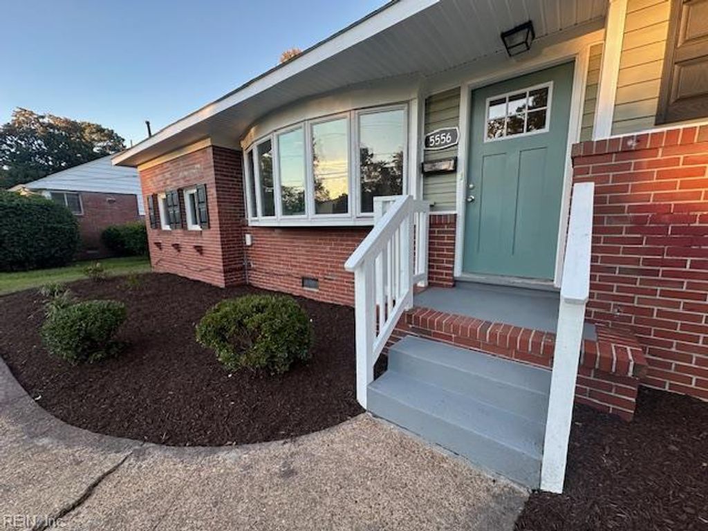 Photo of 5556 Bayberry Drive, Norfolk, VA 23502 (MLS # 10606350)