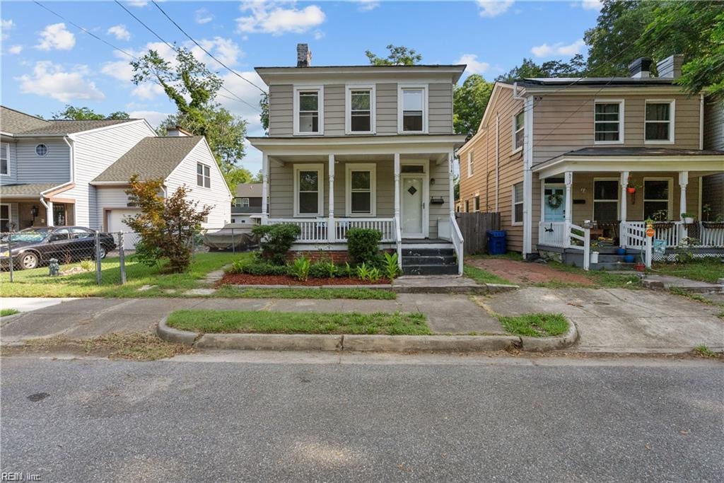 Photo of 1914 North Street, Portsmouth, VA 23704 (MLS # 10651633)