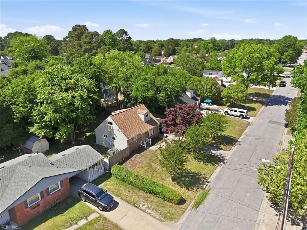 Photo of 609 Cunningham Road, Virginia Beach, VA 23462 (MLS # 10634870)