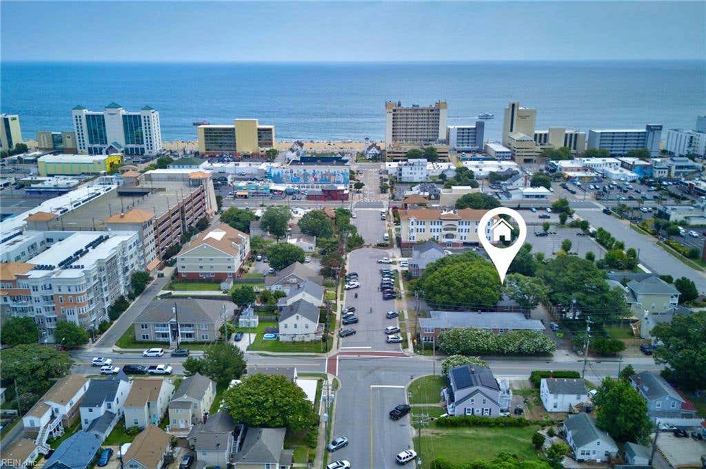 Photo of 320 24th Street #4, Virginia Beach, VA 23451 (MLS # 10642995)