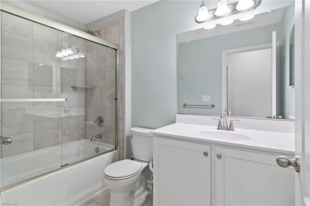 Suffolk, Virginia 23435, United States, 4 Bedrooms Bedrooms, ,4 BathroomsBathrooms,Residential,Active,223123