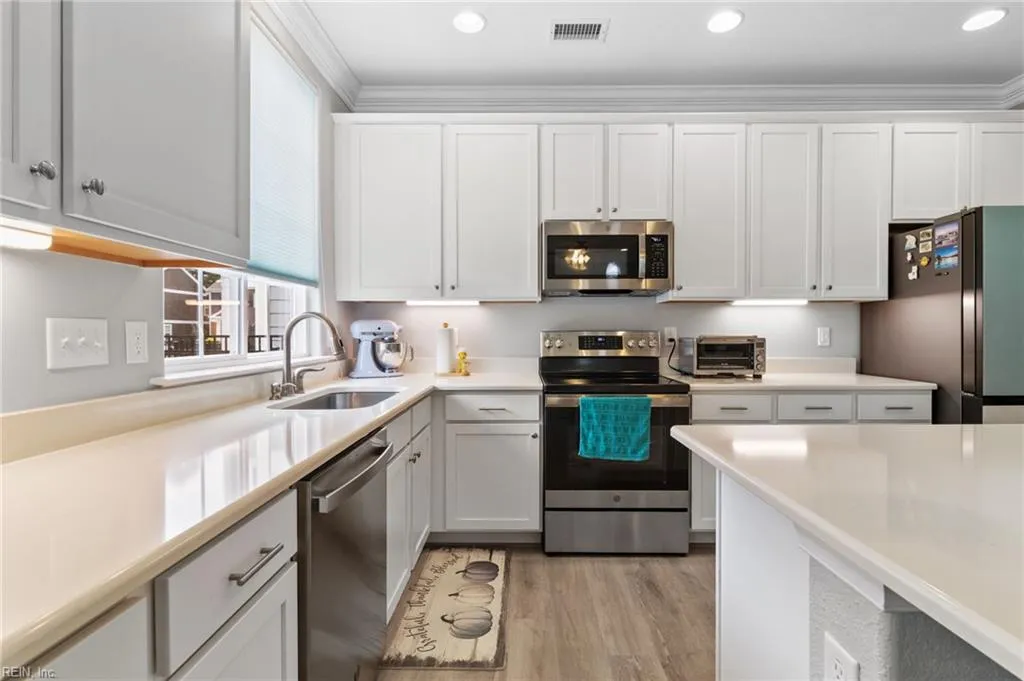 Suffolk, Virginia 23435, United States, 4 Bedrooms Bedrooms, ,4 BathroomsBathrooms,Residential,Active,223123