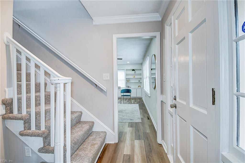 Photo of 3321 Mapleton Crescent, Chesapeake, VA 23321 (MLS # 10624925)