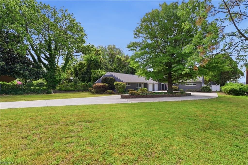 Photo of 54 N Willard Avenue, Hampton, VA 23663 (MLS # 10629862)