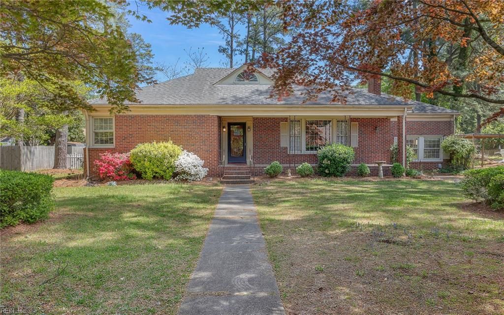 Photo of 2810 Acres Road, Portsmouth, VA 23703 (MLS # 10630241)