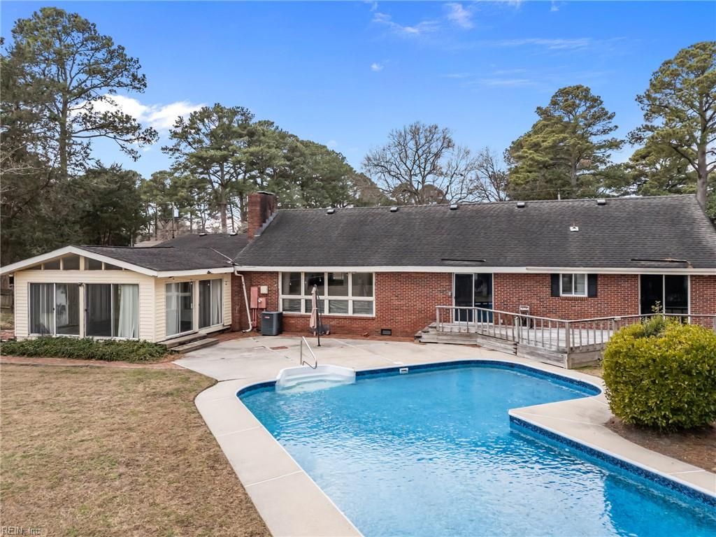 Photo of 1504 Alanton Drive, Virginia Beach, VA 23454 (MLS # 10617595)