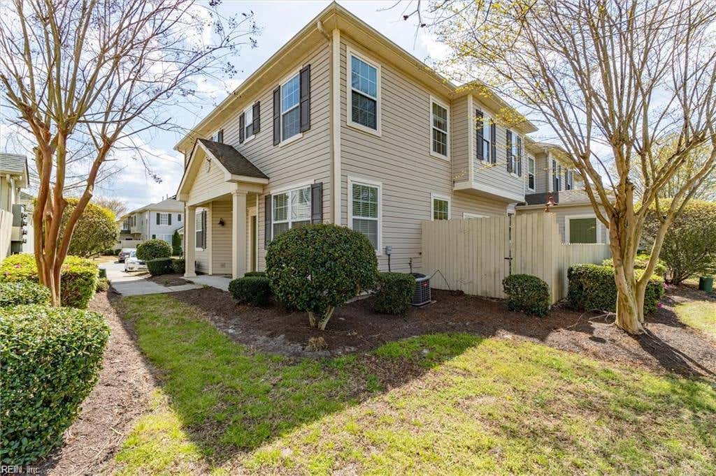 Photo of 1543 Hambledon Loop, Chesapeake, VA 23320 (MLS # 10648622)