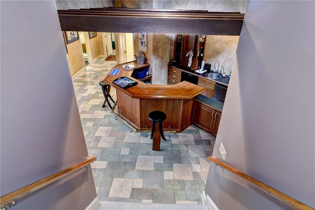 Williamsburg, Virginia 23185, United States, 5 Bedrooms Bedrooms, ,6 BathroomsBathrooms,Residential,Active,86849