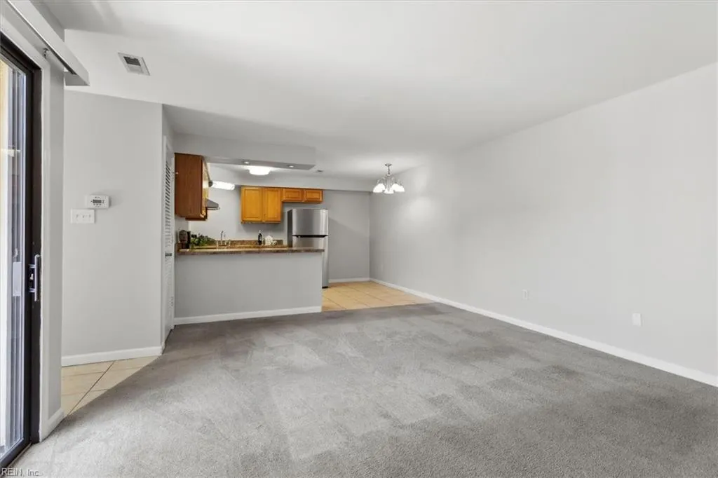 Virginia Beach, Virginia 23451, United States, 2 Bedrooms Bedrooms, ,2 BathroomsBathrooms,Residential,Active,97598