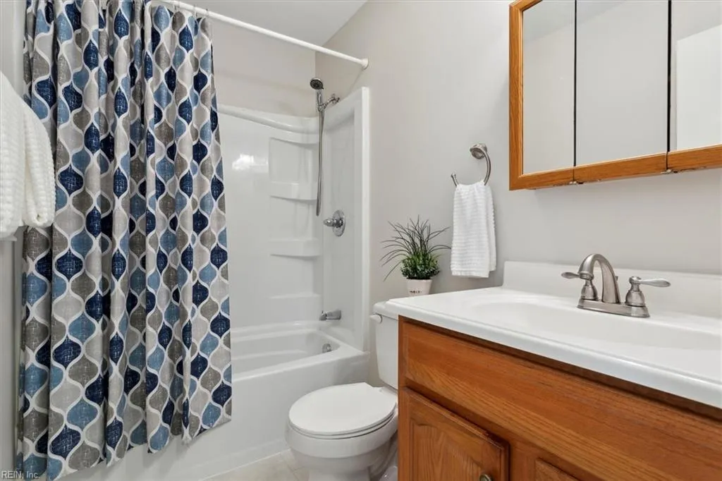 Virginia Beach, Virginia 23451, United States, 2 Bedrooms Bedrooms, ,2 BathroomsBathrooms,Residential,Active,97598