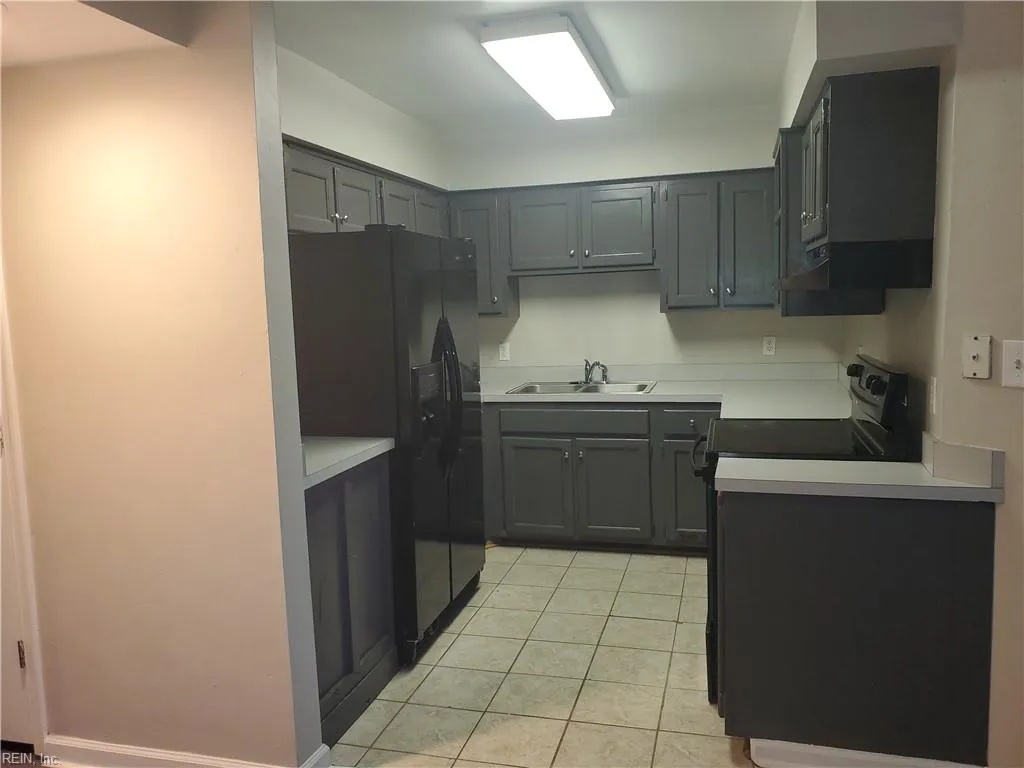 Norfolk, Virginia 23513, United States, 3 Bedrooms Bedrooms, ,2 BathroomsBathrooms,Residential,Active,92878