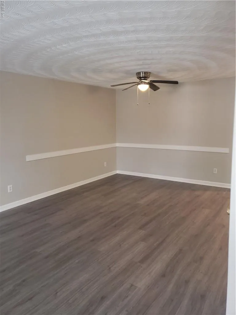 Norfolk, Virginia 23513, United States, 3 Bedrooms Bedrooms, ,2 BathroomsBathrooms,Residential,Active,92878