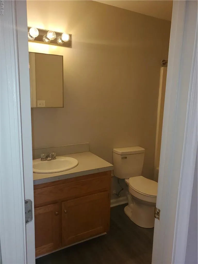 Norfolk, Virginia 23513, United States, 3 Bedrooms Bedrooms, ,2 BathroomsBathrooms,Residential,Active,92878