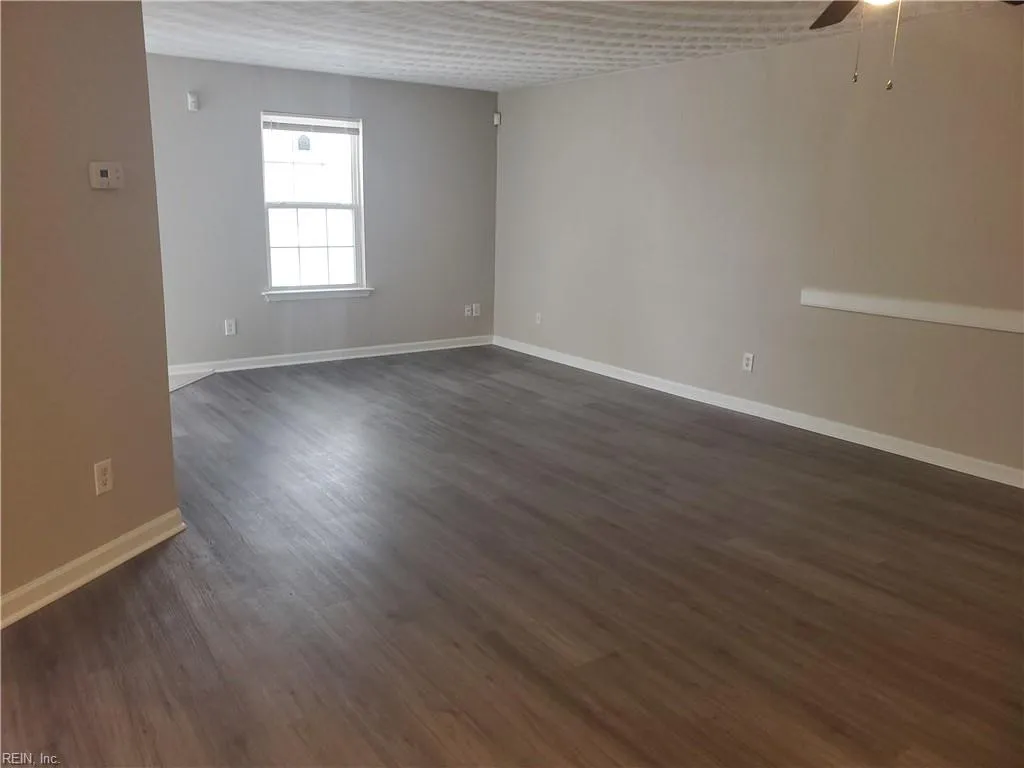 Norfolk, Virginia 23513, United States, 3 Bedrooms Bedrooms, ,2 BathroomsBathrooms,Residential,Active,92878