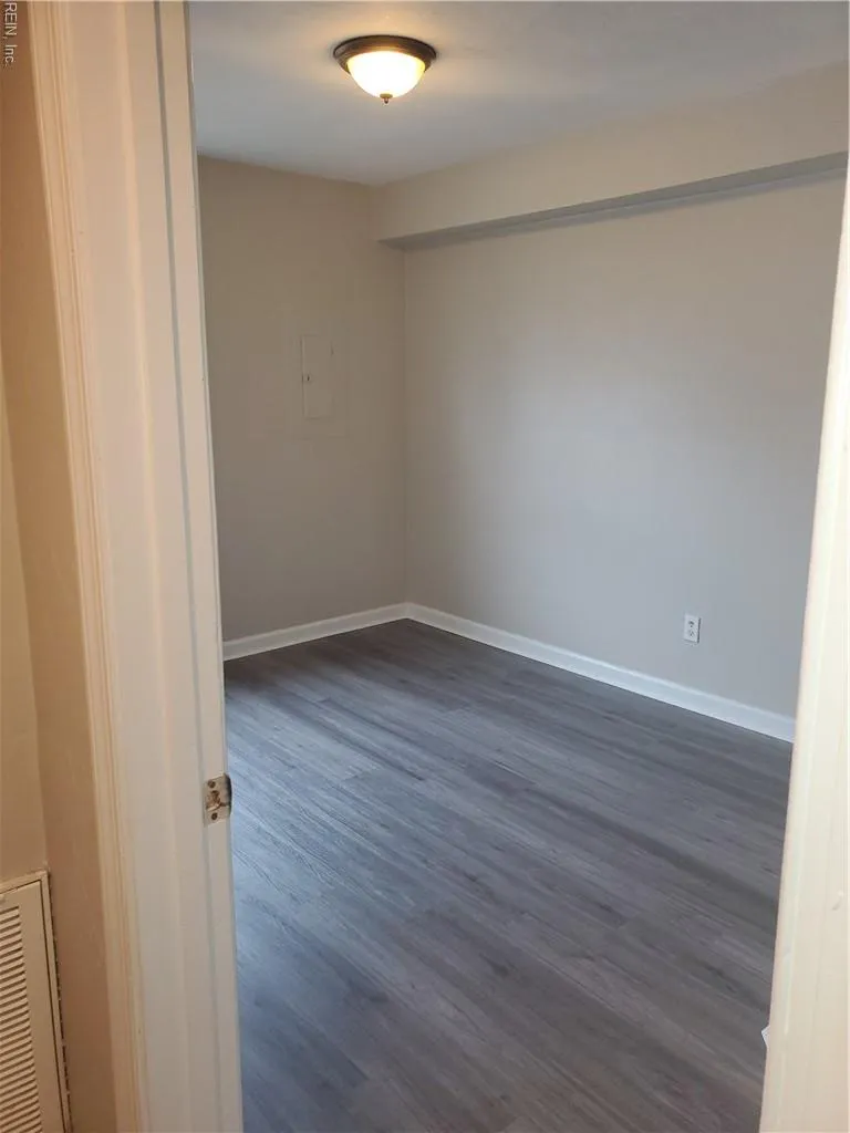 Norfolk, Virginia 23513, United States, 3 Bedrooms Bedrooms, ,2 BathroomsBathrooms,Residential,Active,92878