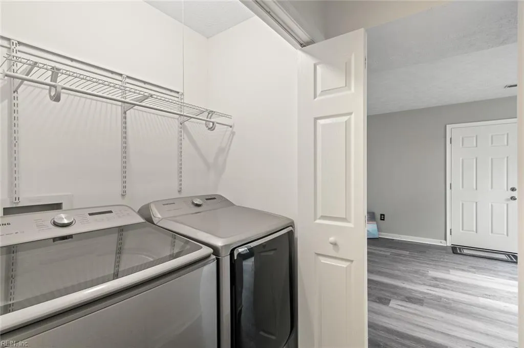 Hampton, Virginia 23664, United States, 3 Bedrooms Bedrooms, ,2 BathroomsBathrooms,Residential,Active,224895