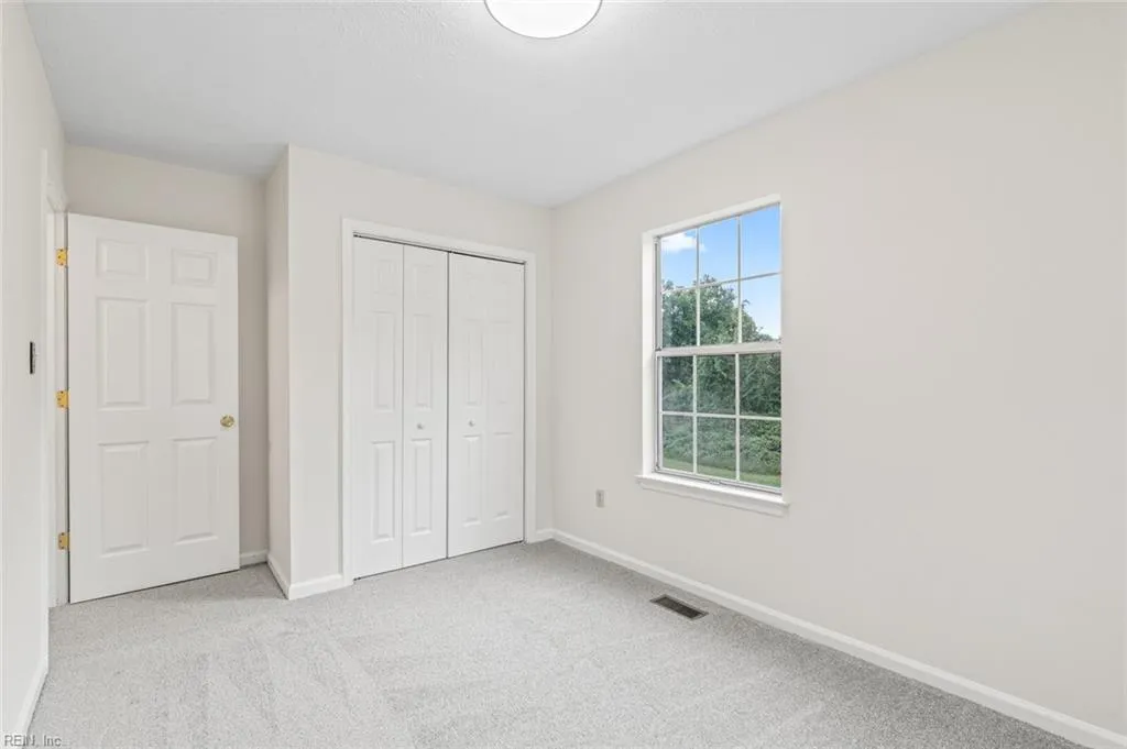 Hampton, Virginia 23664, United States, 3 Bedrooms Bedrooms, ,2 BathroomsBathrooms,Residential,Active,224895