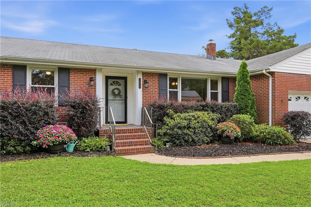 Photo of 3609 Hermitage Drive, Portsmouth, VA 23703 (MLS # 10645185)