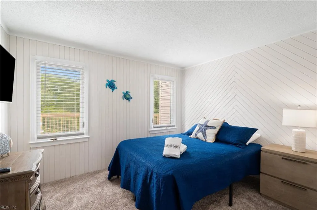 Virginia Beach, Virginia 23456, United States, 6 Bedrooms Bedrooms, ,3 BathroomsBathrooms,Residential,Active,140972